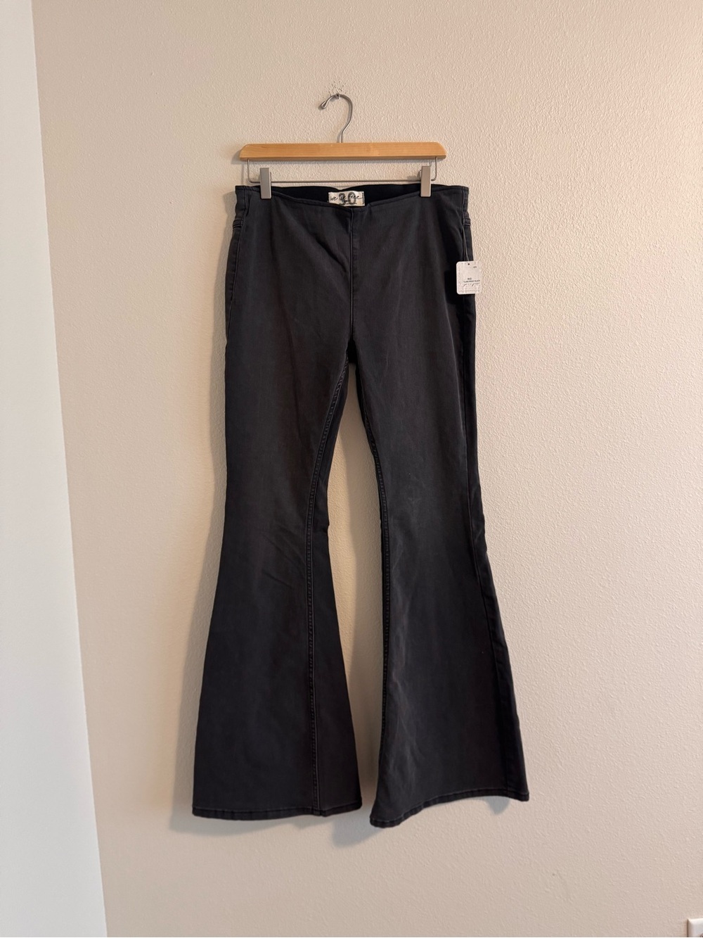 NWT WE THE FREE Black Flare Pants — Women’s Bootcut with Wide Hem